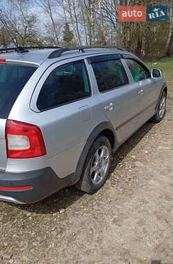 Універсал Skoda Octavia Scout 2010 в 