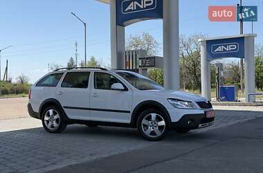 Универсал Skoda Octavia Scout 2012 в 