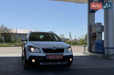 Универсал Skoda Octavia Scout 2012 в 