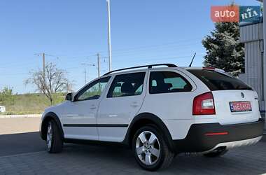 Универсал Skoda Octavia Scout 2012 в 