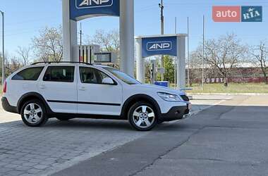 Универсал Skoda Octavia Scout 2012 в Вознесенске