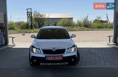 Универсал Skoda Octavia Scout 2012 в 