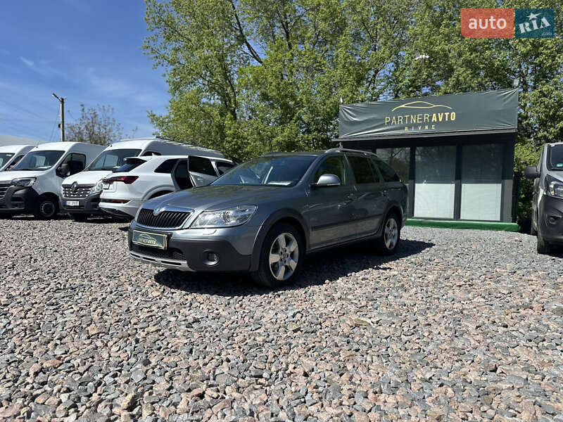 Універсал Skoda Octavia Scout 2013 в 