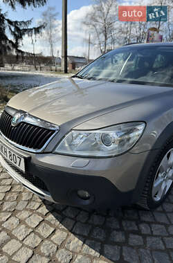 Універсал Skoda Octavia Scout 2013 в 