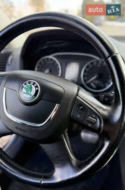 Універсал Skoda Octavia Scout 2013 в 