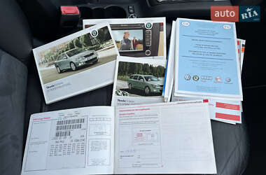 Універсал Skoda Octavia Scout 2010 в 