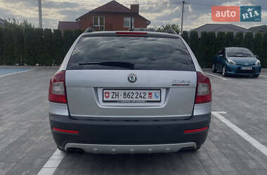 Универсал Skoda Octavia Scout 2012 в 