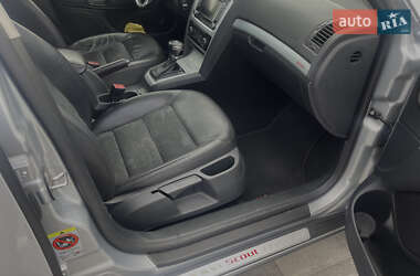 Универсал Skoda Octavia Scout 2012 в 