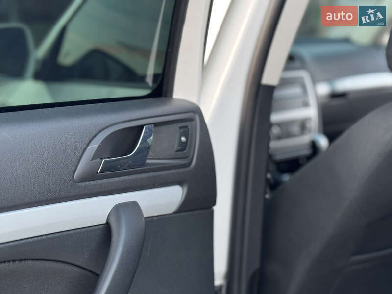 Універсал Skoda Octavia Scout 2010 в Кременці