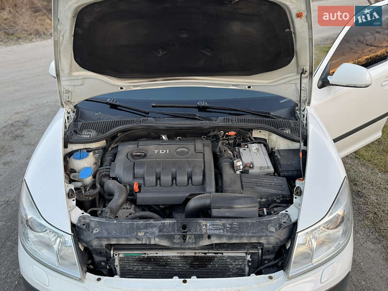 Універсал Skoda Octavia Scout 2010 в Кременці