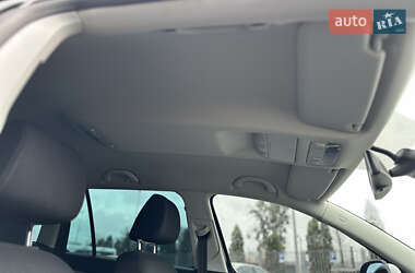 Універсал Skoda Octavia Scout 2011 в 