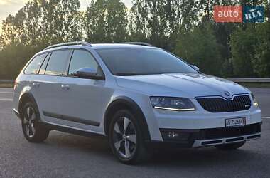 Універсал Skoda Octavia Scout 2015 в 