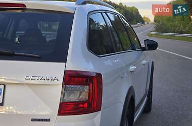 Універсал Skoda Octavia Scout 2015 в 