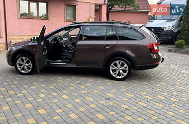 Универсал Skoda Octavia Scout 2015 в 