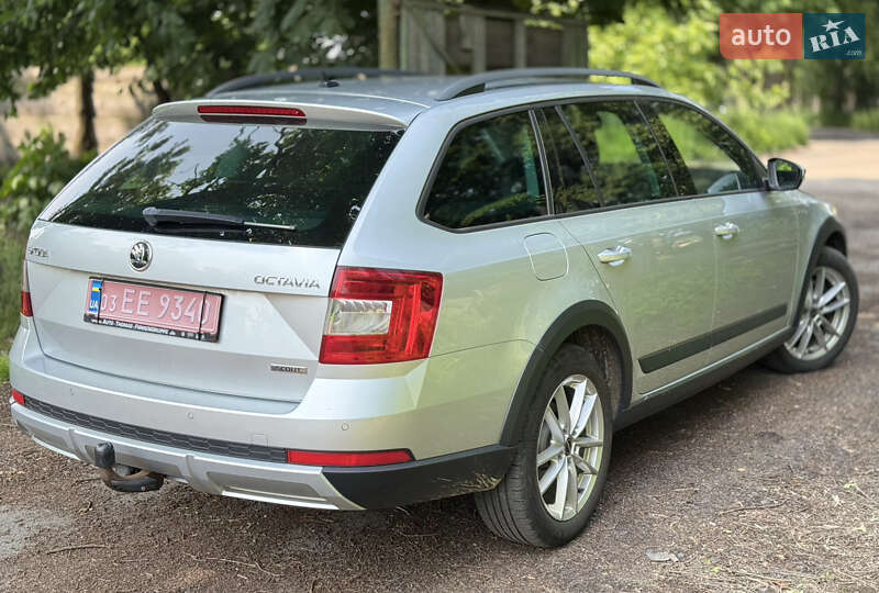 Универсал Skoda Octavia Scout 2015 в Луцке