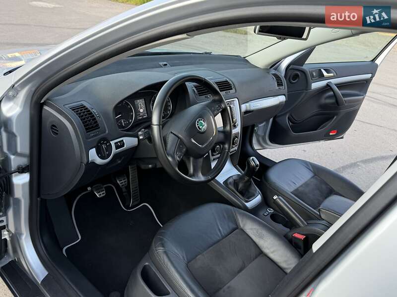 Универсал Skoda Octavia Scout 2011 в Трускавце