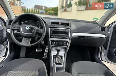 Универсал Skoda Octavia Scout 2012 в 