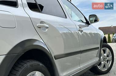 Универсал Skoda Octavia Scout 2012 в 