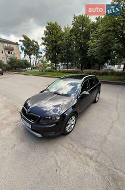 Универсал Skoda Octavia Scout 2015 в Ровно