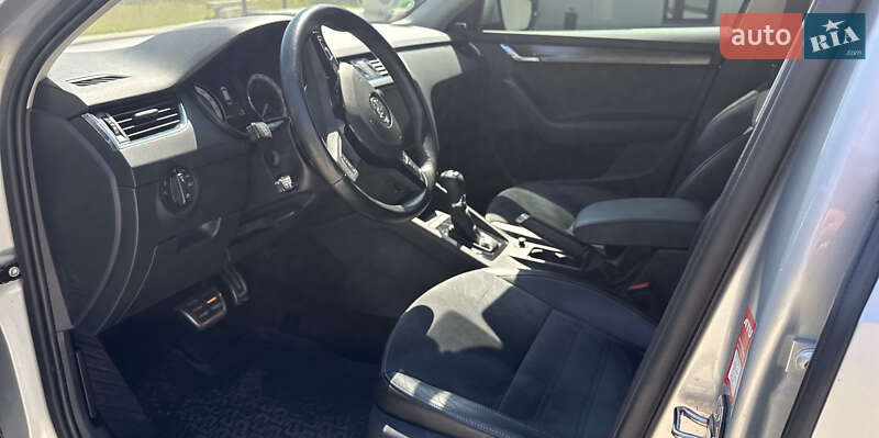 Универсал Skoda Octavia Scout 2019 в Луцке