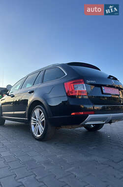 Універсал Skoda Octavia Scout 2016 в Луцьку