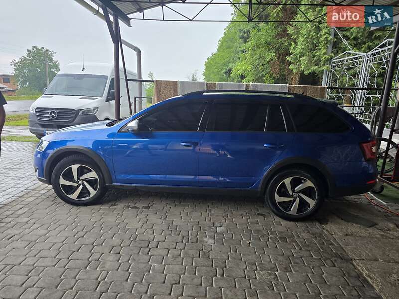 Універсал Skoda Octavia Scout 2019 в Косові