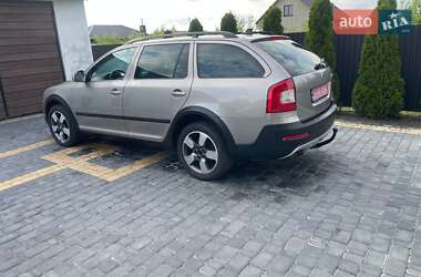 Универсал Skoda Octavia Scout 2011 в 