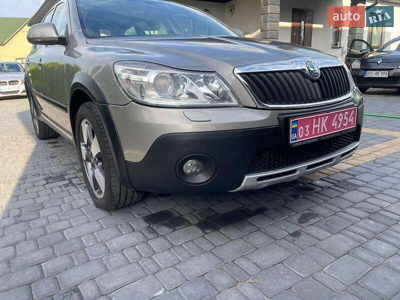 Универсал Skoda Octavia Scout 2011 в Любомле