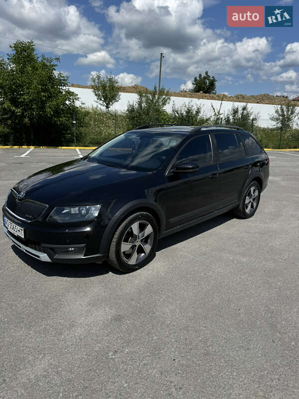 Skoda Octavia Scout 2015