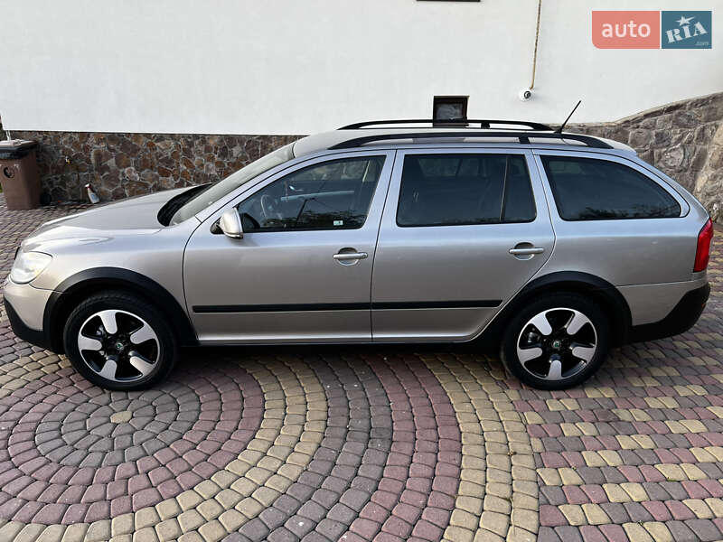 Универсал Skoda Octavia Scout 2011 в Хусте