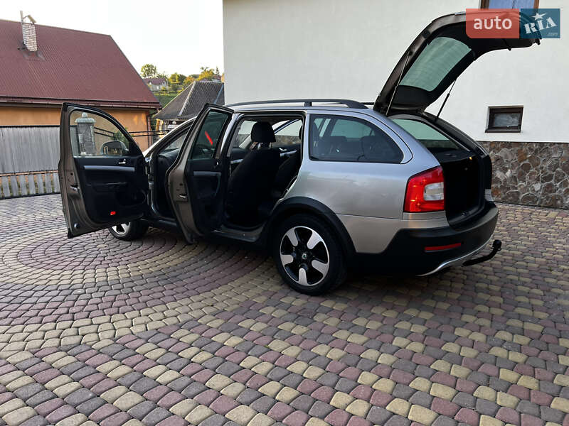 Универсал Skoda Octavia Scout 2011 в Хусте