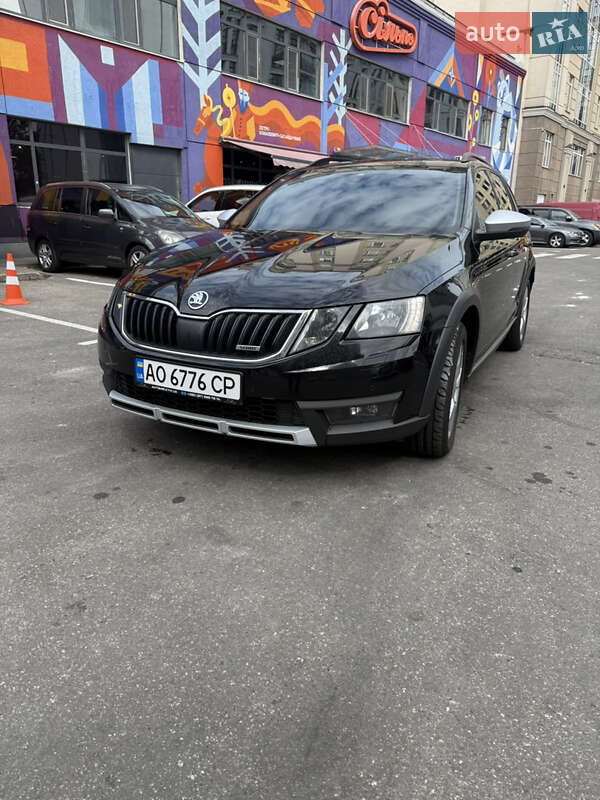 Универсал Skoda Octavia Scout 2020 в Киеве