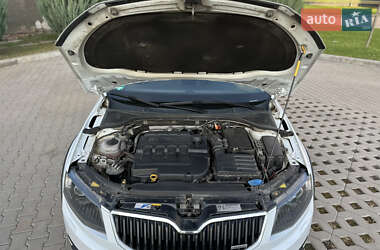 Универсал Skoda Octavia Scout 2015 в 