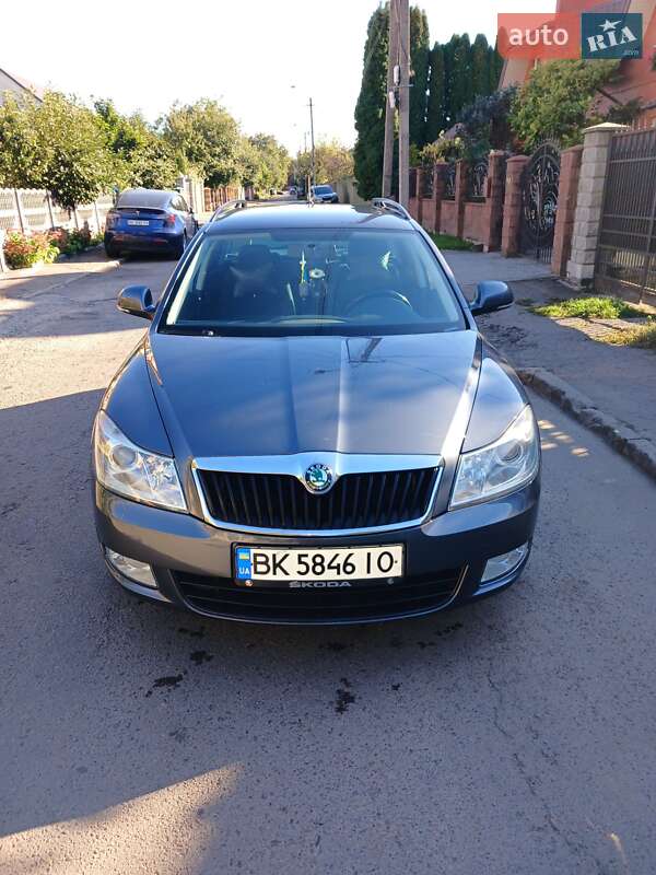 Skoda Octavia Scout 2012