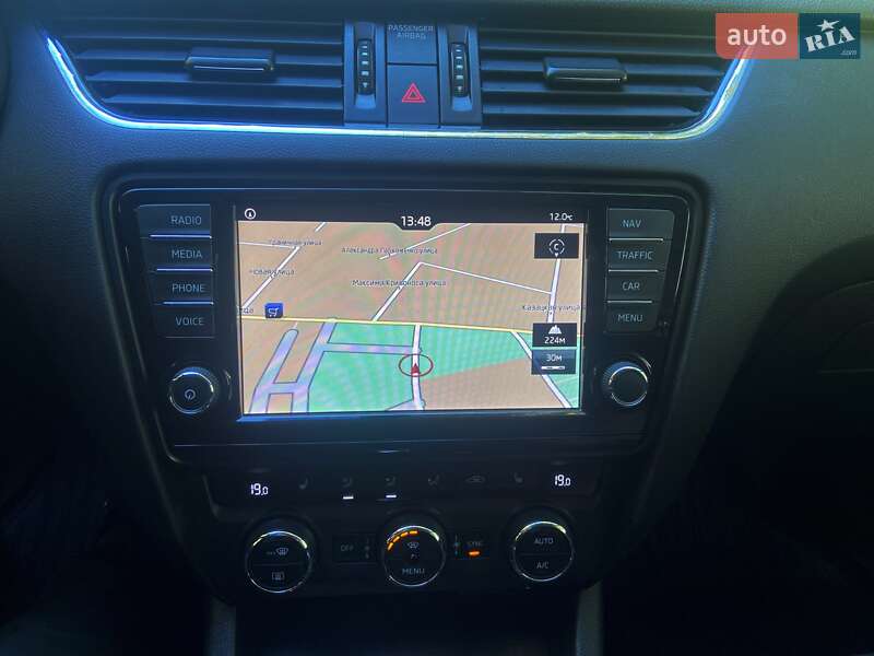 Універсал Skoda Octavia Scout 2015 в Рівному