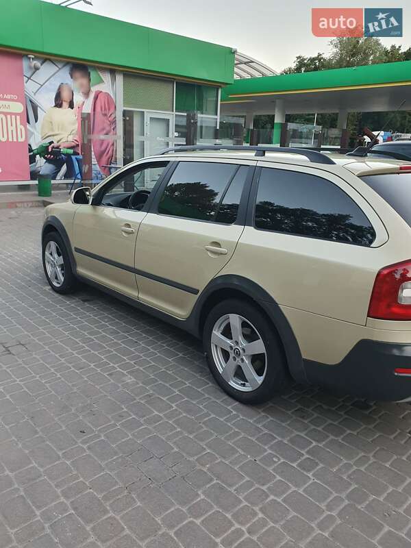 Універсал Skoda Octavia Scout 2011 в Києві