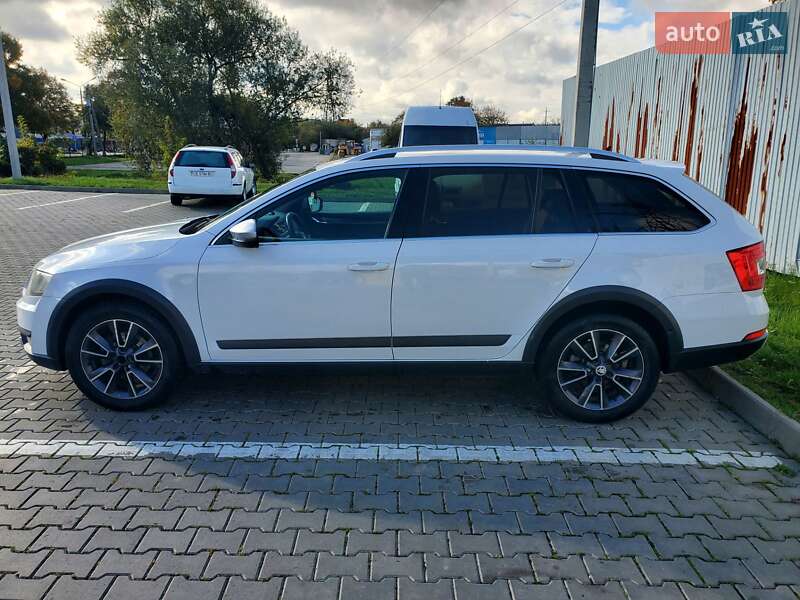 Универсал Skoda Octavia Scout 2015 в Черновцах