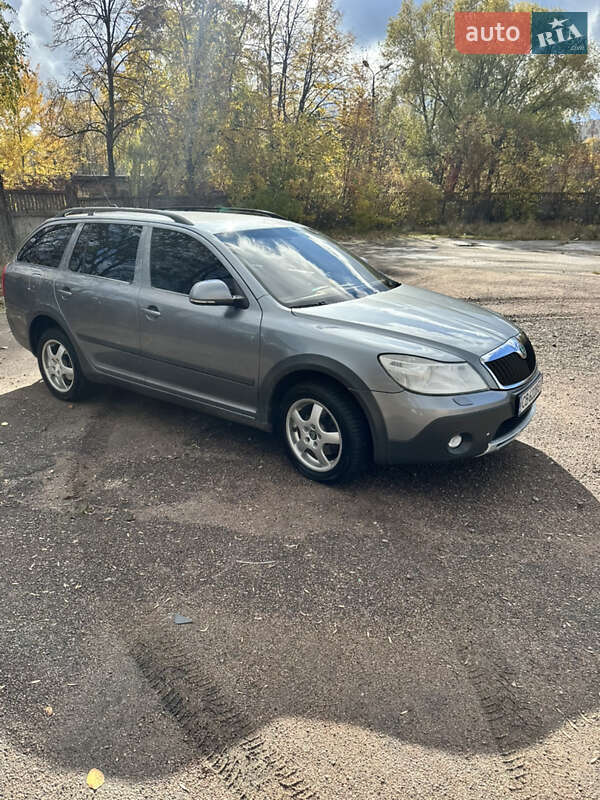 Универсал Skoda Octavia Scout 2012 в Чернигове фото 6 Универсал Skoda Octavia Scout 2012 в Чернигове