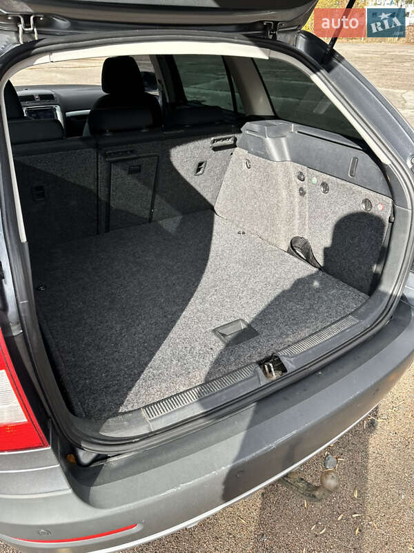 Универсал Skoda Octavia Scout 2012 в Чернигове фото 12 Универсал Skoda Octavia Scout 2012 в Чернигове