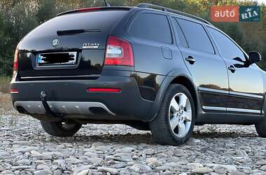 Універсал Skoda Octavia Scout 2011 в  фото 7 Універсал Skoda Octavia Scout 2011 в