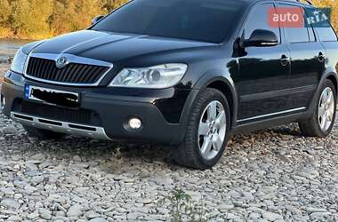 Універсал Skoda Octavia Scout 2011 в  фото 18 Універсал Skoda Octavia Scout 2011 в