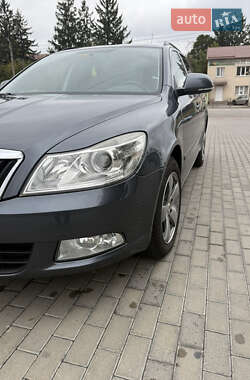 Универсал Skoda Octavia Scout 2010 в 