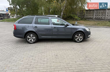 Универсал Skoda Octavia Scout 2010 в 