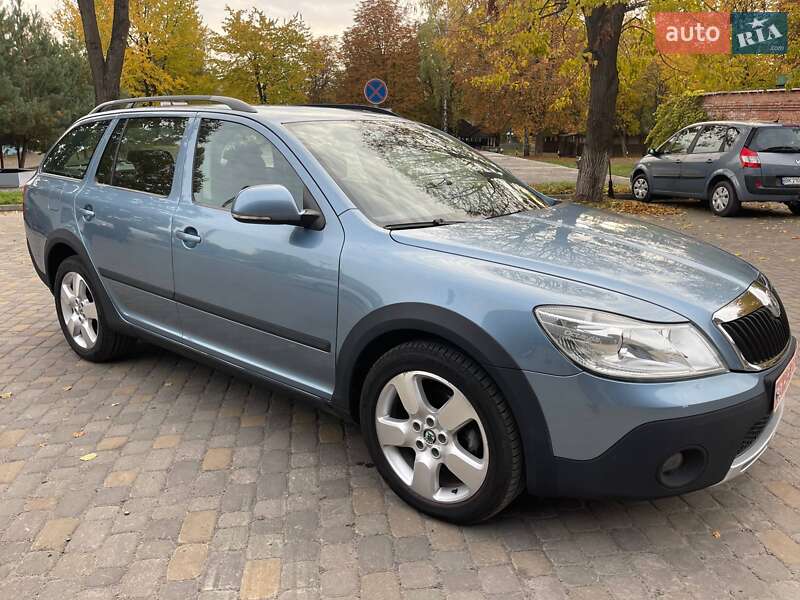 Универсал Skoda Octavia Scout 2010 в Луцке фото 4 Универсал Skoda Octavia Scout 2010 в Луцке