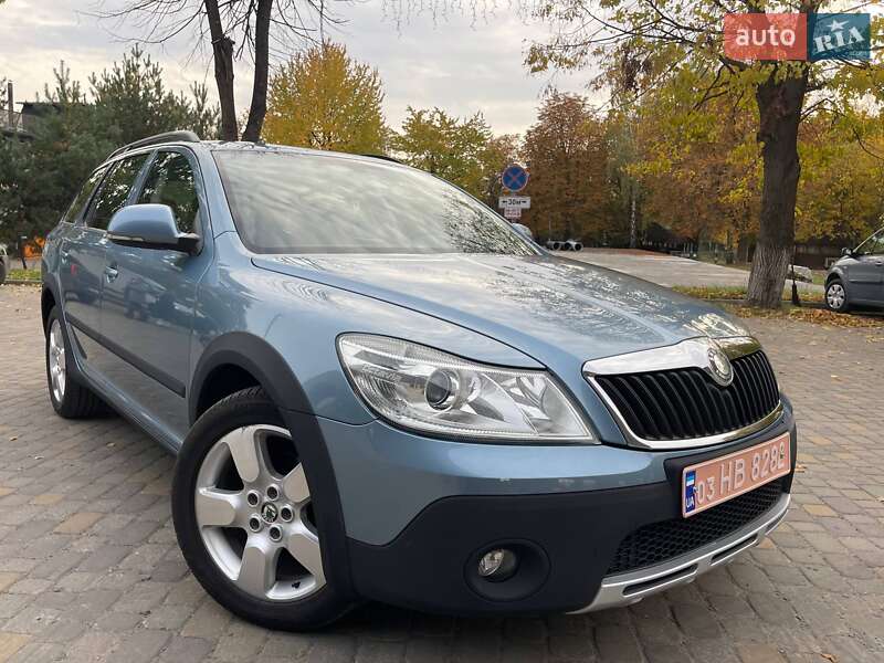 Универсал Skoda Octavia Scout 2010 в Луцке фото 2 Универсал Skoda Octavia Scout 2010 в Луцке