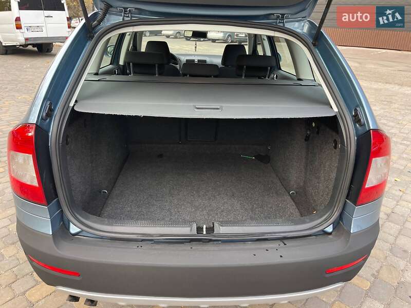 Универсал Skoda Octavia Scout 2010 в Луцке фото 17 Универсал Skoda Octavia Scout 2010 в Луцке