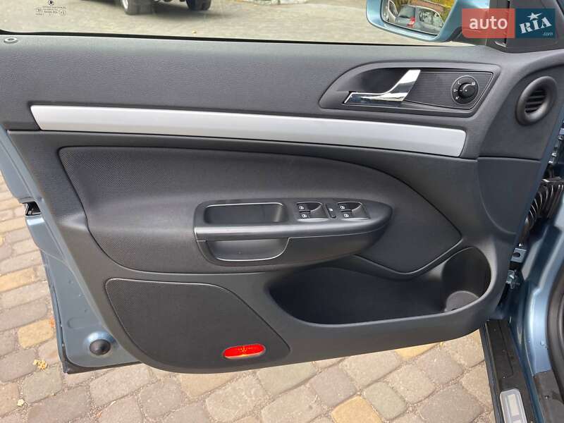 Универсал Skoda Octavia Scout 2010 в Луцке фото 20 Универсал Skoda Octavia Scout 2010 в Луцке