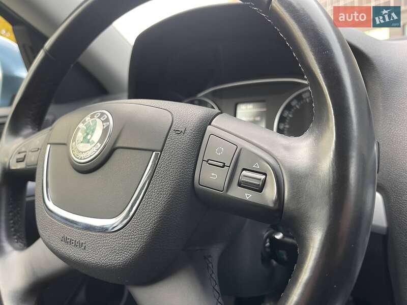 Универсал Skoda Octavia Scout 2010 в Луцке фото 28 Универсал Skoda Octavia Scout 2010 в Луцке