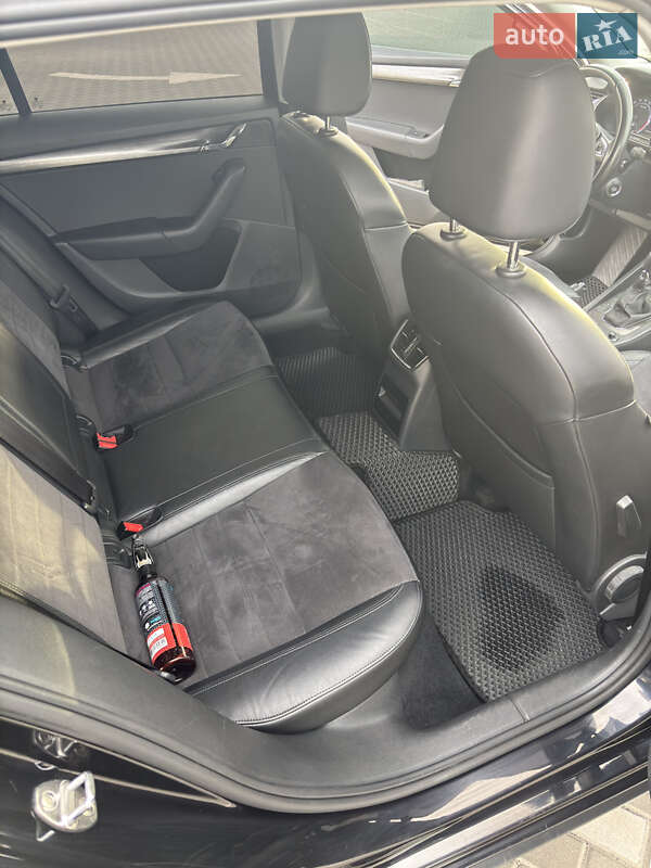 Универсал Skoda Octavia Scout 2016 в Киеве фото 25 Универсал Skoda Octavia Scout 2016 в Киеве