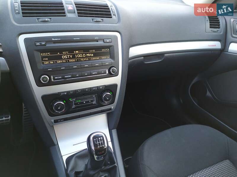 Универсал Skoda Octavia Scout 2012 в Киеве фото 27 Универсал Skoda Octavia Scout 2012 в Киеве